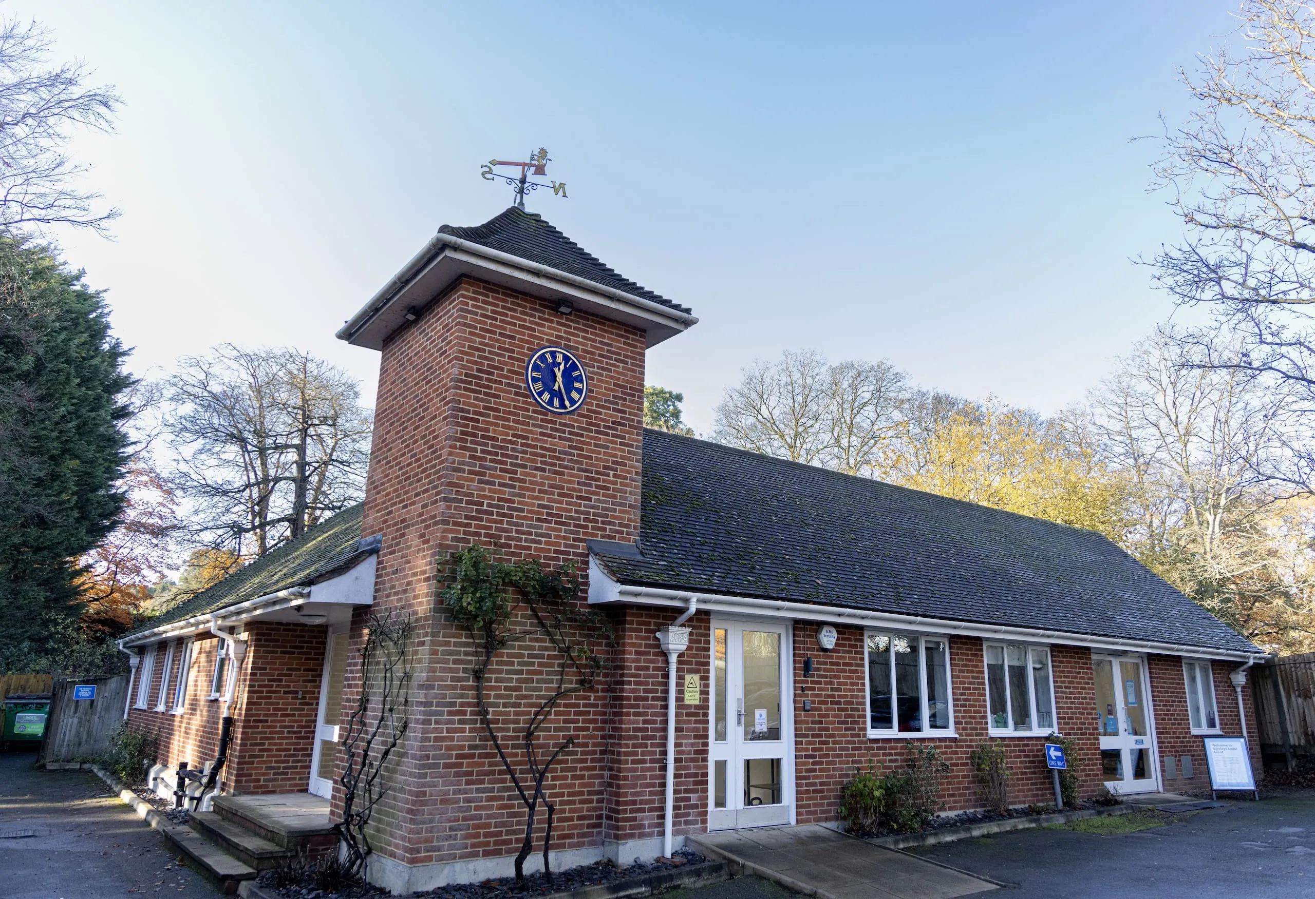 Virtual office address at Index House, Ascot, compared with a PO box